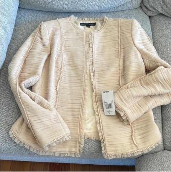 Albert Nipon Jackets & Blazers - Albert Nipon Pleated Beige Blazer